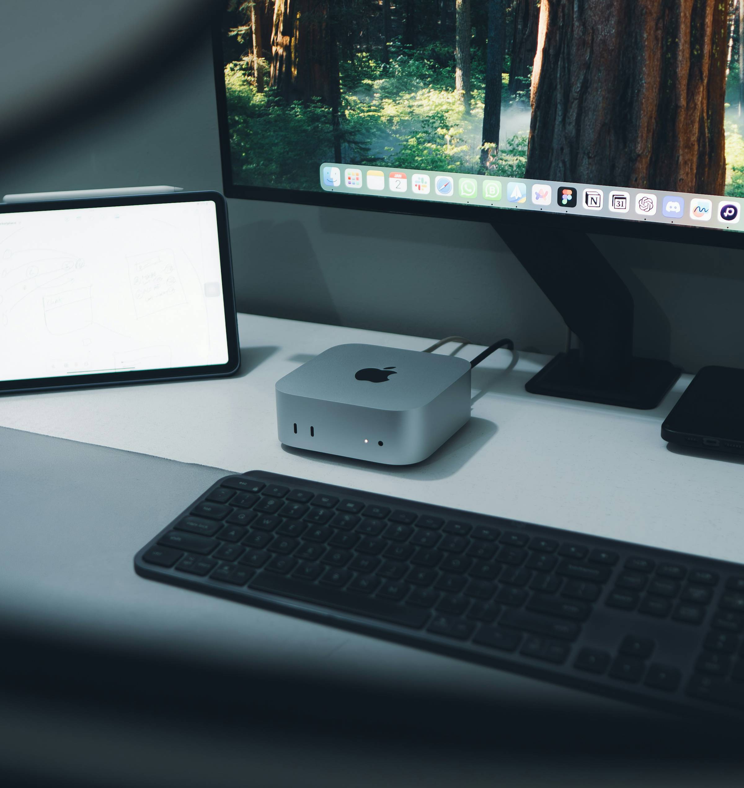 A Mac mini on a desk, running Aspen